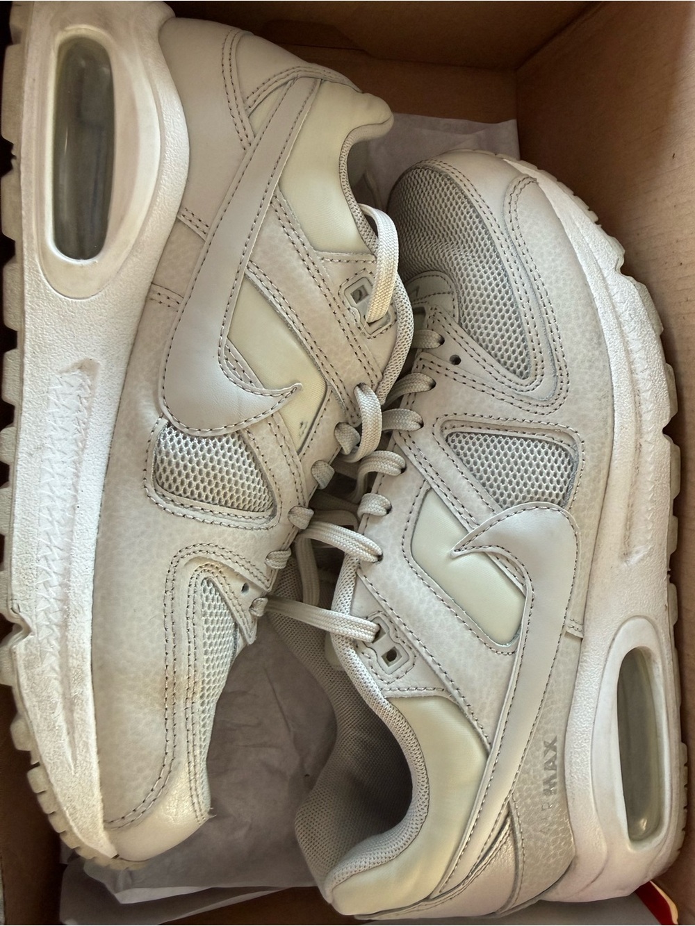 Women’s Nike air max command